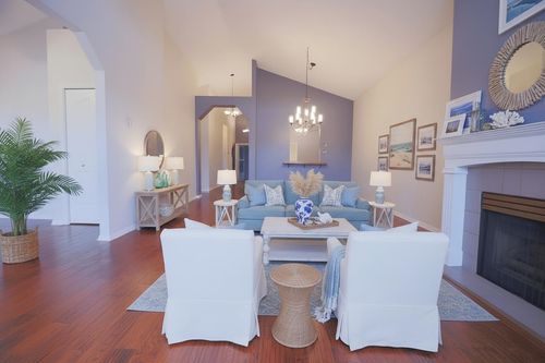 321-4955 River Rd, Delta, BC, V4K4V9 | Card Image