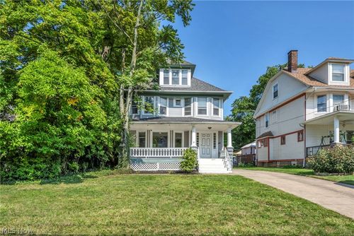 1659 Lee Rd, Cleveland, OH, 44118-1729 | Card Image
