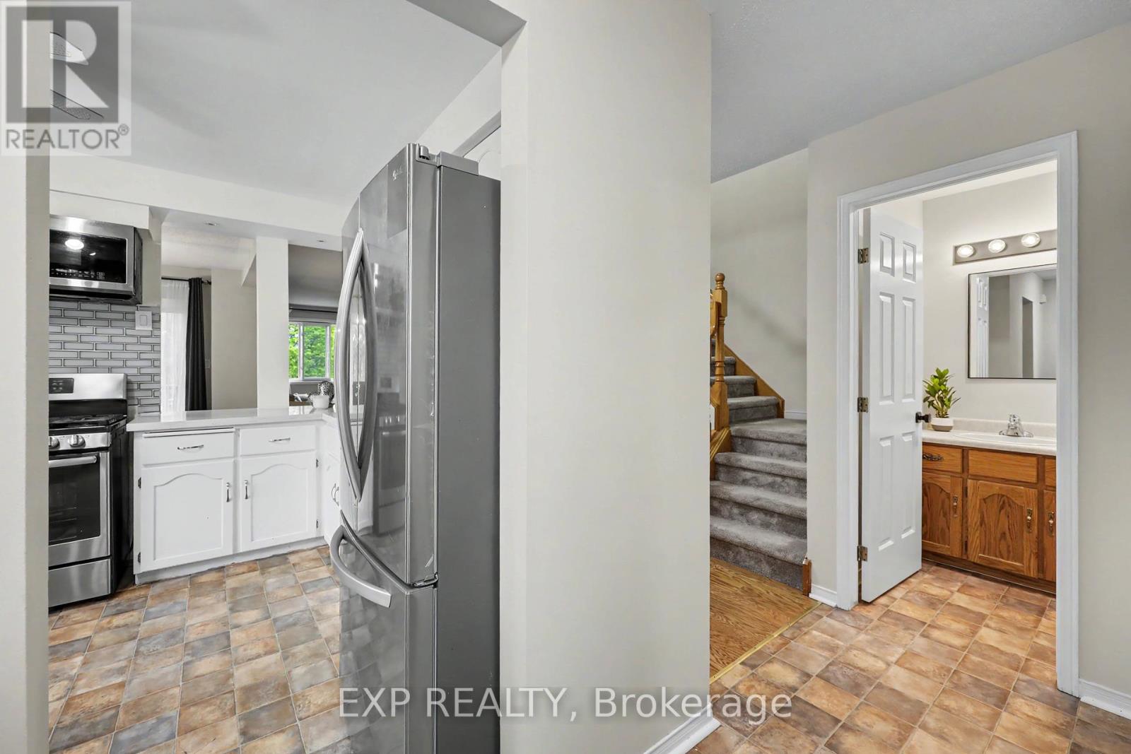 Residential in Hamilton (Fessenden) 4