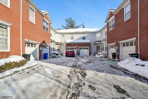 163 Gladstone Dr, Parsippany, NJ, 07054-3418 | Card Image