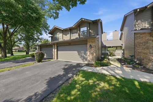 1636 Wildwood Ln, Darien, IL, 60561-5920 | Card Image