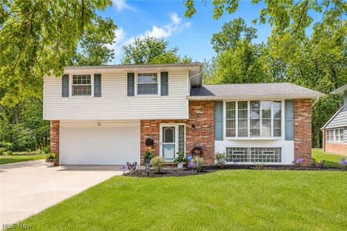 26 Brune Dr, Bedford, OH, 44146-3430 | Card Image