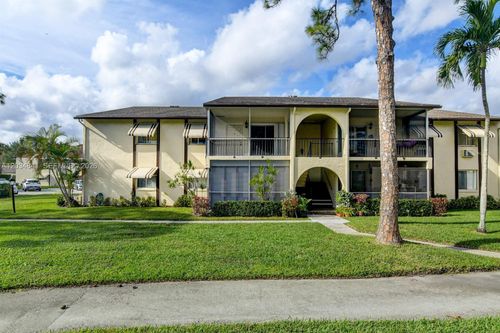 b2-3490 La Jardin Ct, Greenacres, FL, 33463-2812 | Card Image