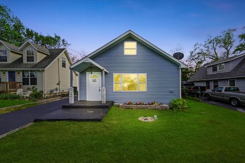 26427 Prospect Ave, Antioch, IL, 60002-9157 | Card Image