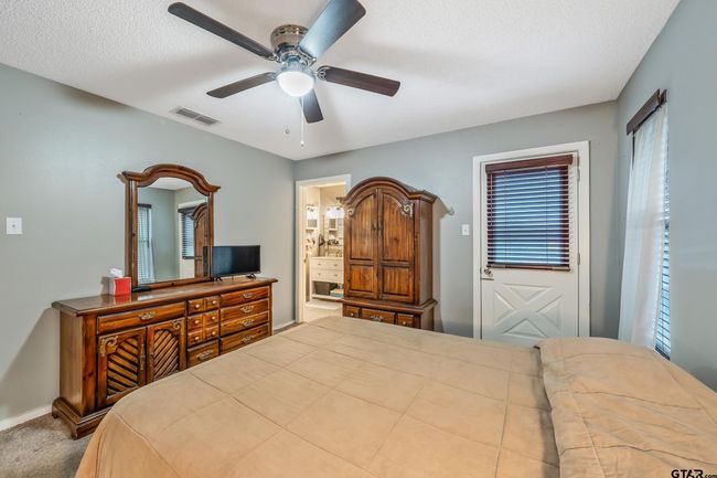 201 Elmwood Ln, House other with 2 bedrooms, 2 bathrooms and null parking in Holly Lake Ranch TX | Image 14