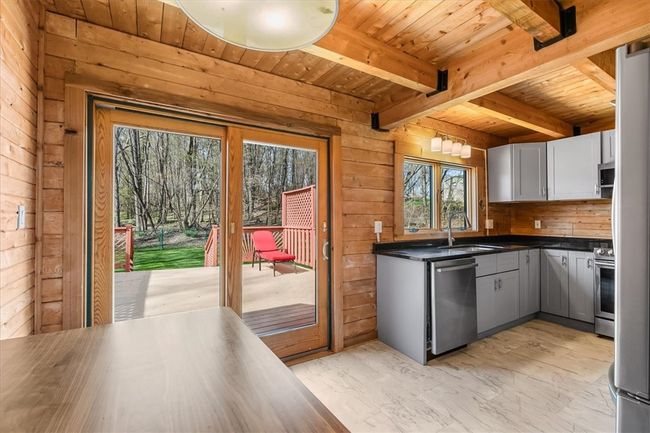 202 Reiber Rd, House other with 3 bedrooms, 3 bathrooms and 2 parking in RENFREW PA | Image 6