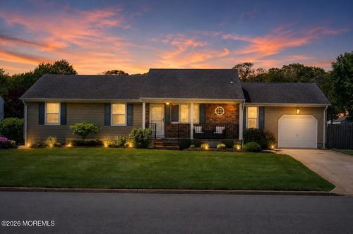 35 Cliffwood Dr, Neptune, NJ, 07753-5838 | Card Image