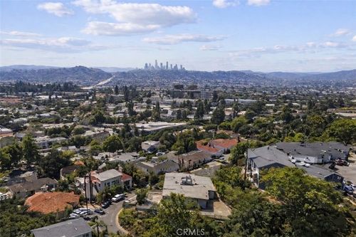 649 Atkins Dr, Glendale, CA, 91206-1604 | Card Image