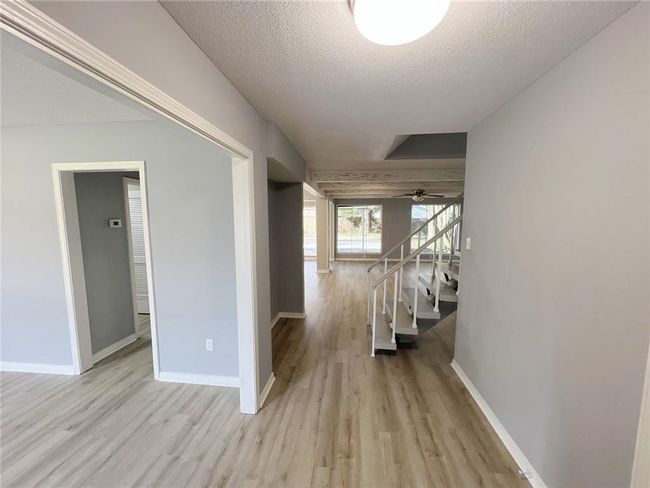 Entrance Foyer | Image 4