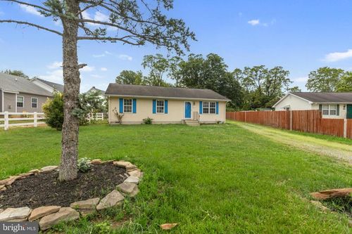 21 Thorn St, MAGNOLIA, DE, 19962-6207 | Card Image