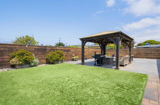 3035 King Cir, House other with 3 bedrooms, 1 bathrooms and 2 parking in Marina CA | Image 32