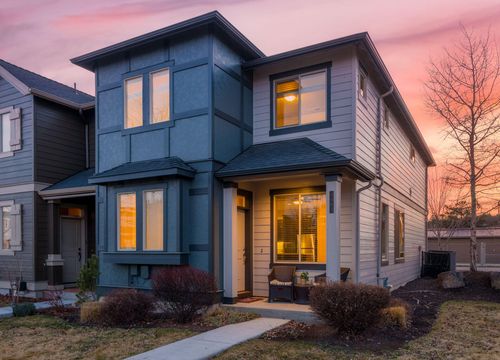 3365 Sw 28th St, Redmond, OR, 97756-7566 | Card Image