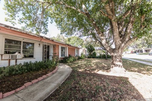 4839 Newcome Dr, San Antonio, TX, 78229-5333 | Card Image