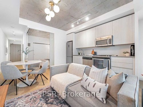 608-111 Bathurst St, Toronto, ON, M5V0M9 | Card Image