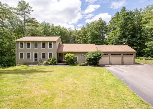 11 Merrill Rd, Westbrook, ME, 04092-1701 | Card Image