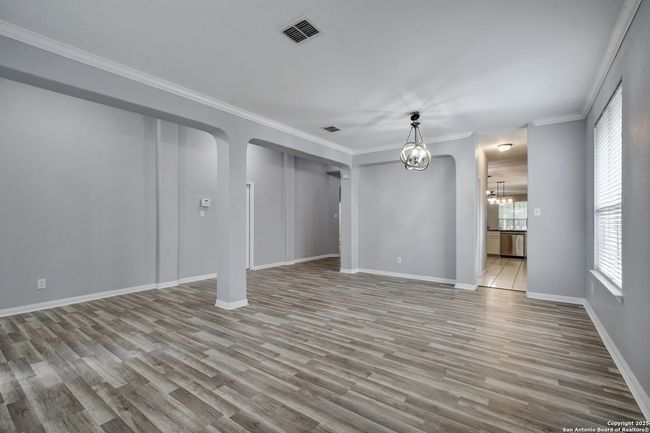 1947 Walter Raleigh, House other with 4 bedrooms, 2 bathrooms and null parking in Windcrest TX | Image 5