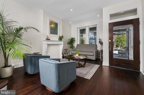 20 E Mount Pleasant Ave, PHILADELPHIA, PA, 19119-1828 | Card Image