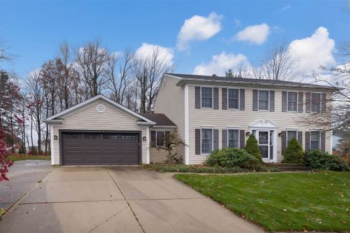 4916 Pinebark Court, Erie, PA, 16506 | Card Image