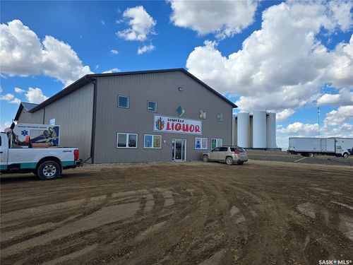 230 Pierce Drive, Weyburn Rm No. 67, SK, S4H2J8 | Card Image