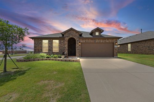 1216 Larkspur Ln, Cleburne, TX, 76033-4674 | Card Image