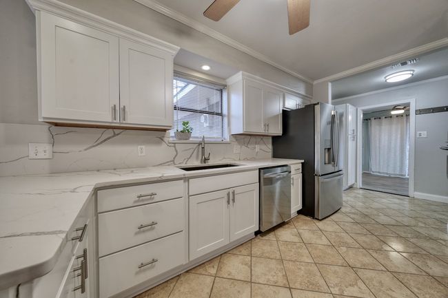 1208 Lake Cross Rd, House other with 3 bedrooms, 2 bathrooms and null parking in Hideaway TX | Image 12