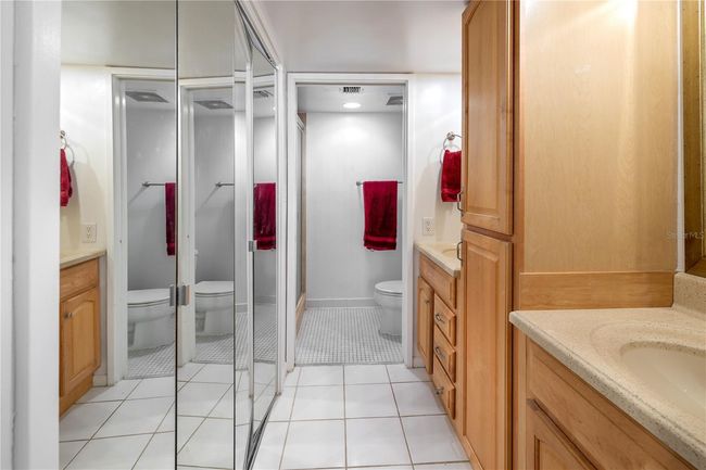 UNIT-801 - 2413 Bayshore Blvd, Condo with 2 bedrooms, 2 bathrooms and null parking in TAMPA FL | Image 6