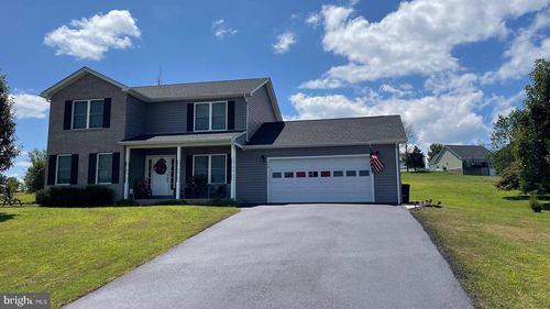 559 Harvest Dr, ROMNEY, WV, 26757-8011 | Card Image