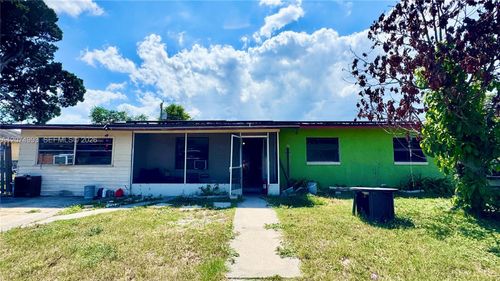 833 Morning Side Dr, Cocoa, FL, 32922-5236 | Card Image