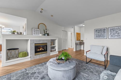 unit-d202-800 96th Ave Ne, Lake Stevens, WA, 98258-7904 | Card Image