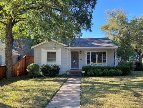 4137 Donnelly Ave, Fort Worth, TX, 76107-5501 | Card Image