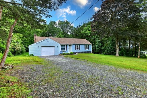 17 Brush Hill Rd, Clinton, CT, 06413-1832 | Card Image