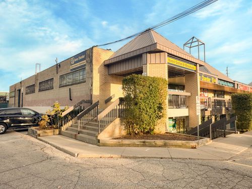 {{alt}} | Card Image