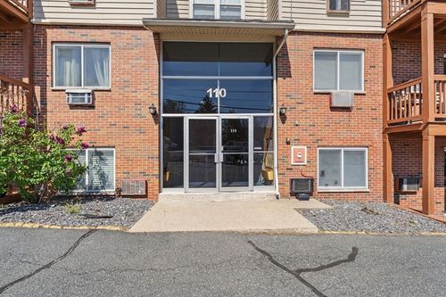 8-110 Boston Post Rd E, Marlborough, MA, 01752-3541 | Card Image