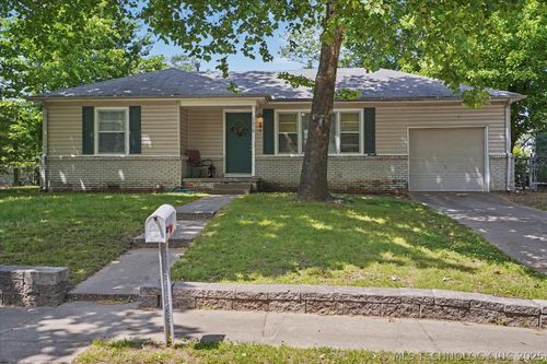 1638 S Ash Pl, Broken Arrow, OK, 74012-5401 | Card Image