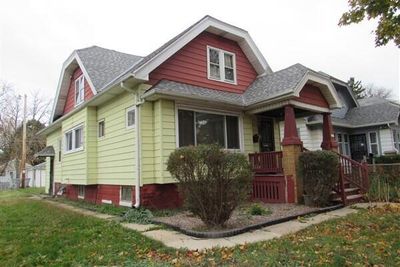 4613 N 30th Street, House other with 3 bedrooms, 2 bathrooms and null parking in MILWAUKEE WI | Image 2