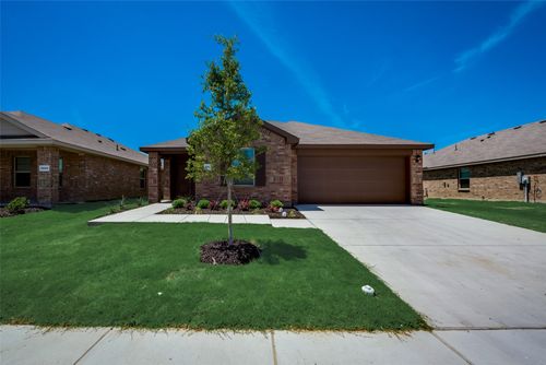 8816 Ring Gold Dr, Fort Worth, TX, 76123-2462 | Card Image