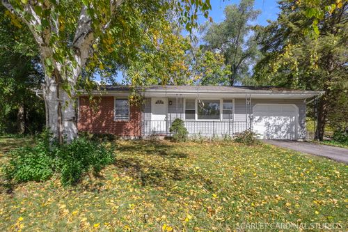 27W300 Beecher Ave, Winfield, IL, 60190-1230 | Card Image