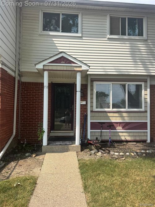 20041 Abrahm St, Clinton Township, MI, 48035-3430 | Card Image