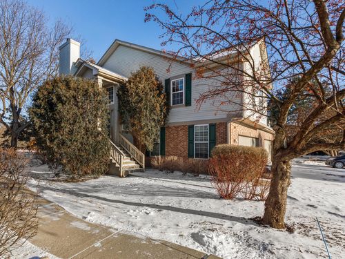 121 Commons Ct, Wheeling, IL, 60090-7007 | Card Image