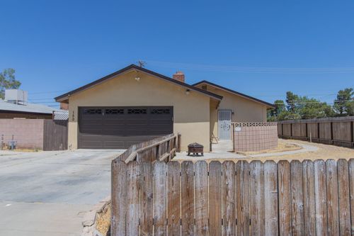 150 E Upjohn Ave, Ridgecrest, CA, 93555 | Card Image