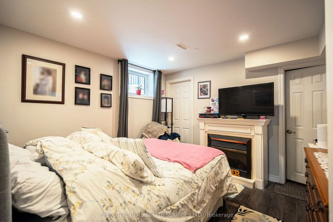4 Simmons Blvd, House other with 5 bedrooms, 4 bathrooms and 3 parking in Brampton ON | Image 37