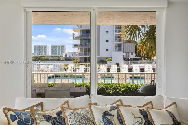APT-108 - 4000 Ne 170 Th St, Condo with 3 bedrooms, 2 bathrooms and null parking in North Miami Beach FL | Image 22