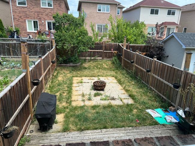13 Dino Crt, House attached with 4 bedrooms, 3 bathrooms and 3 parking in Brampton ON | Image 16