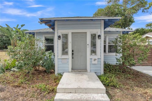 510 El Vedado, West Palm Beach, FL, 33405-1956 | Card Image