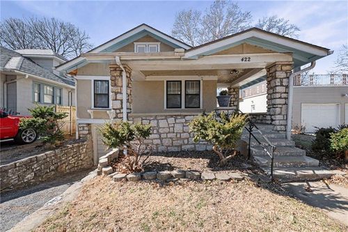 422 N Kensington Ave, Kansas City, MO, 64123-1242 | Card Image