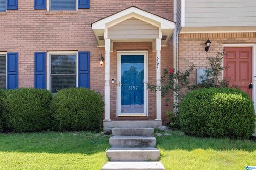 5197 Falling Creek Ln, BIRMINGHAM, AL, 35235-8650 | Card Image