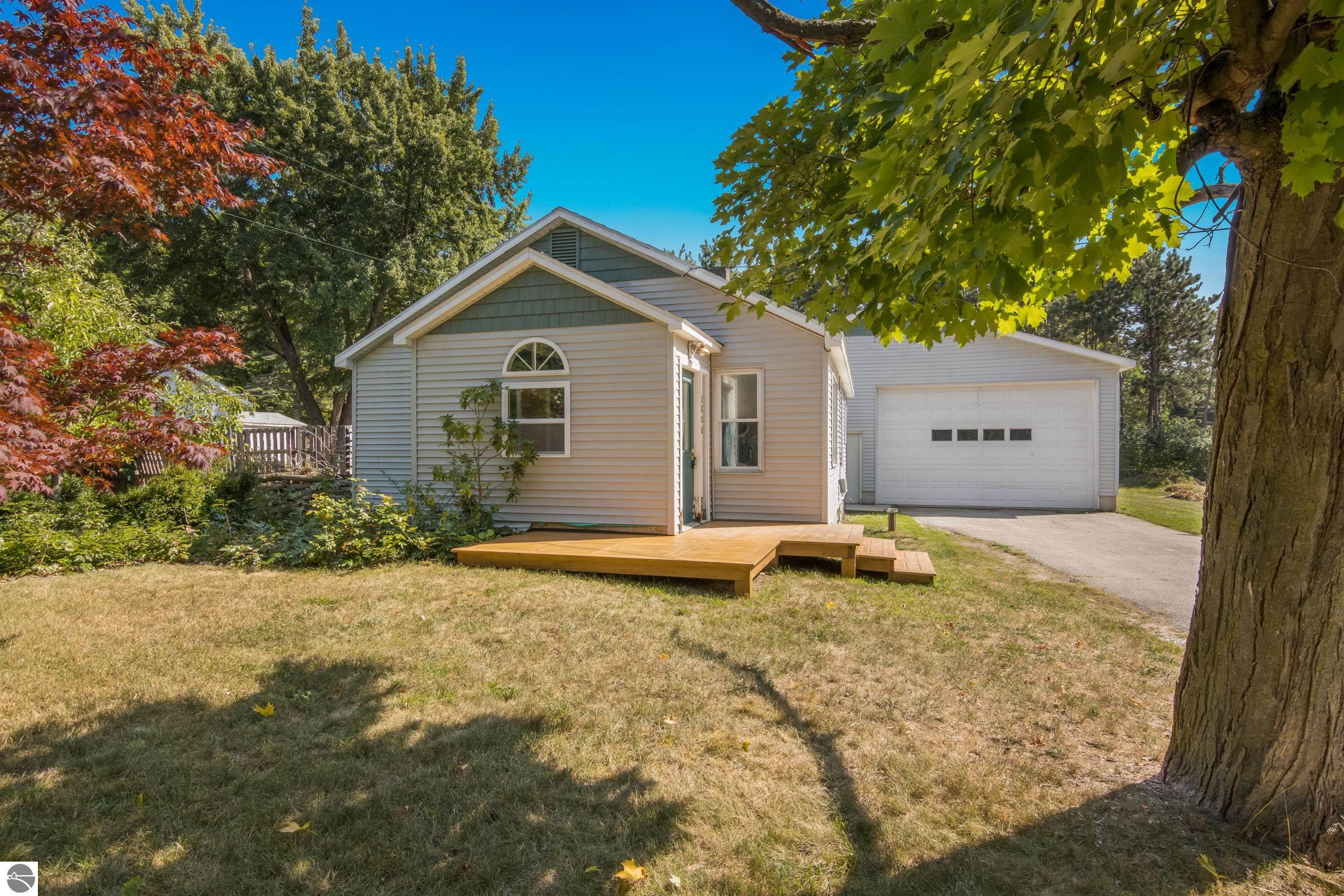 Holiday Rd, Traverse City, MI 49686