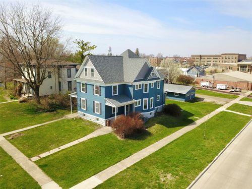 931 High St, Grinnell, IA, 50112-2011 | Card Image