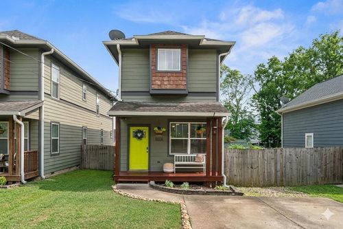 916A Thomas Ave, Nashville, TN, 37216 | Card Image
