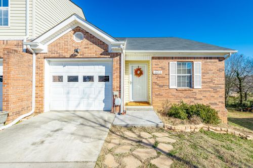 6653 Hickory Trace Cir, Chattanooga, TN, 37421-3676 | Card Image